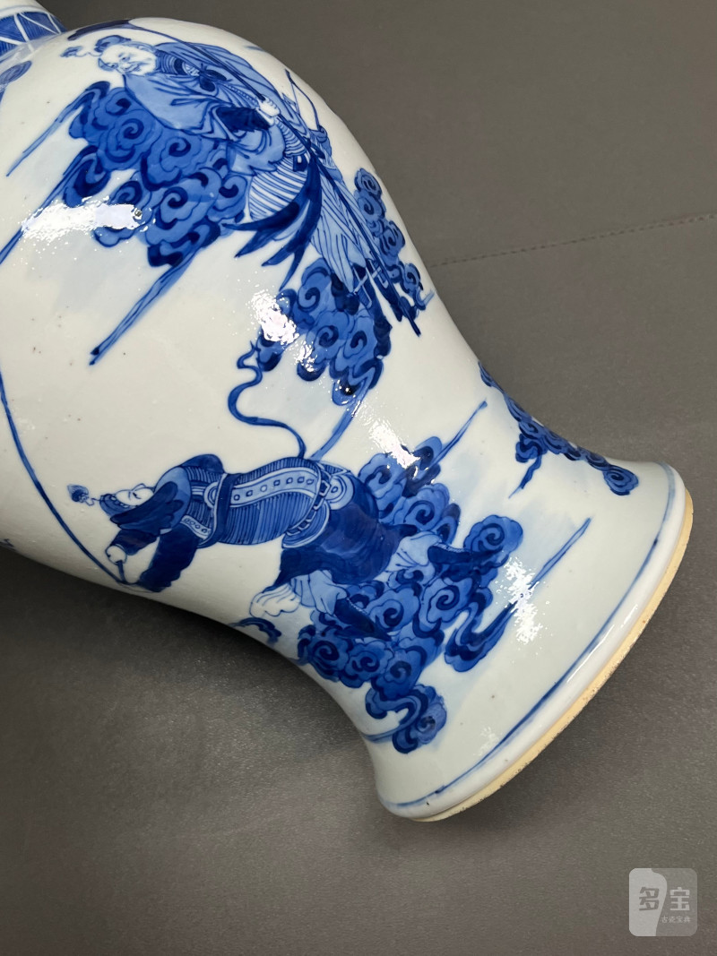 清康熙  青花“穆桂英挂帅”凤尾尊（一对） - 图11